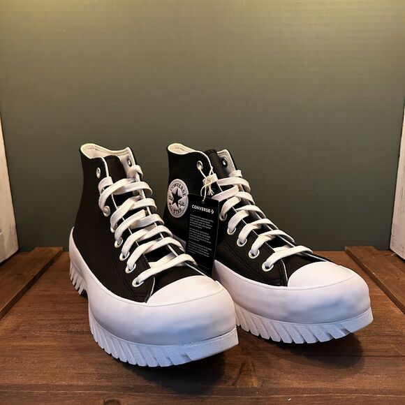 Chuck Taylor All Star Lugged 2.0 Leather High Top A03704C - Black - Picture 2 of 10